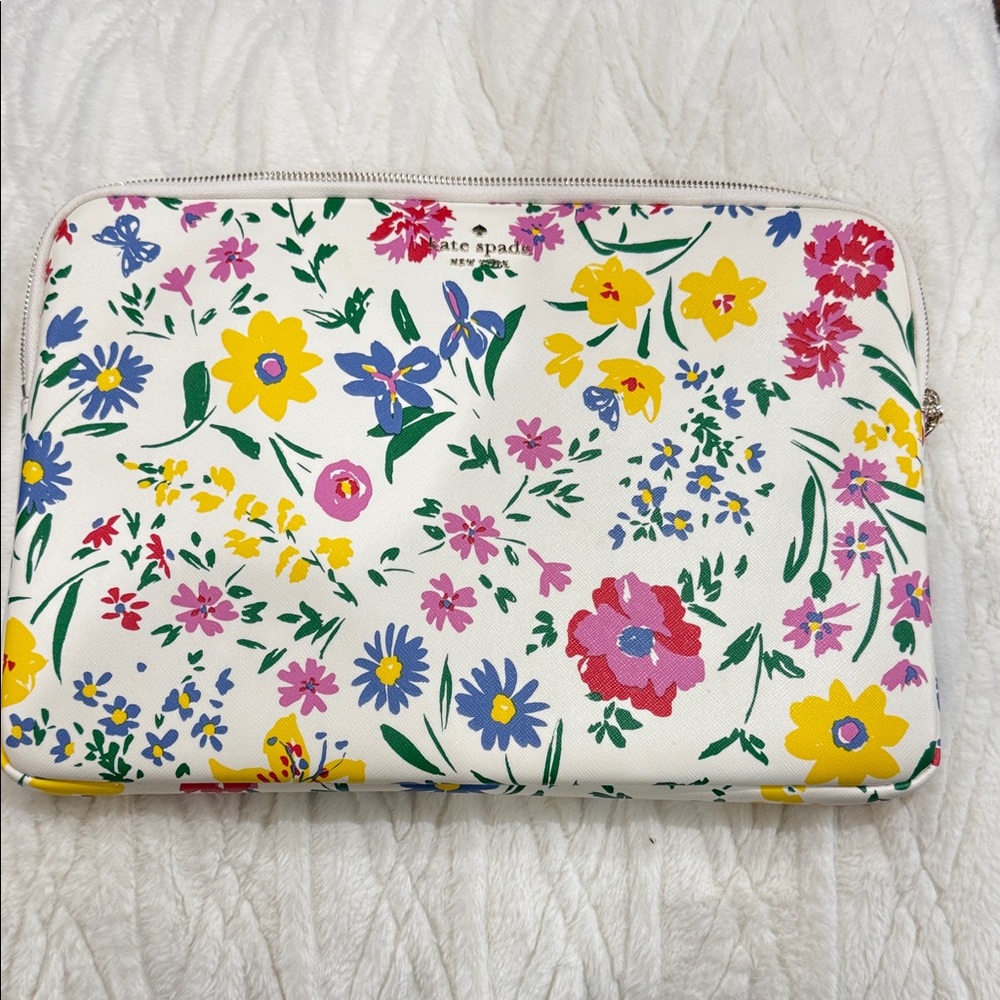 Kate Spade Floral Laptop Bag - White and Multicolor like new